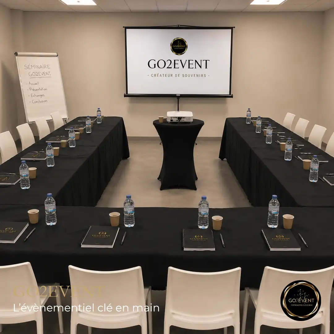 Salle de réunion équipée pour séminaire– GO2EVENT